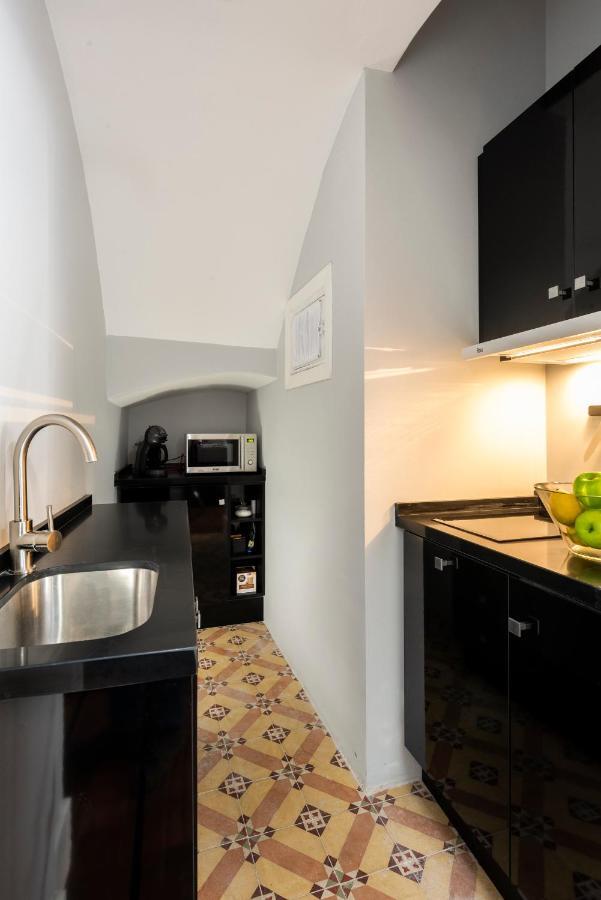 Imperial Luxury Apartment เซบีญา ภายนอก รูปภาพ